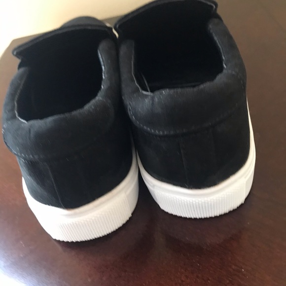 Steve Madden Black Slip On Sneakers Size 6 - Picture 5 of 7